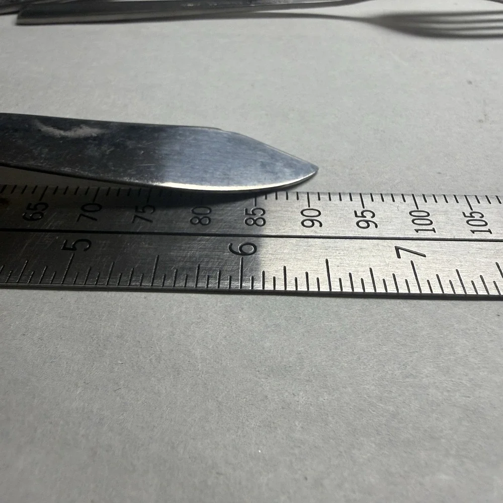 19 Customcraft Stainless Taiwan Fleur Du Lis CUS3 Forks Spoons Knives Knife